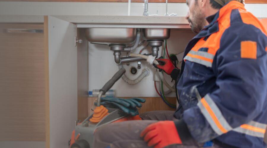 Descale Tankless Water Heater in Bybee, TN